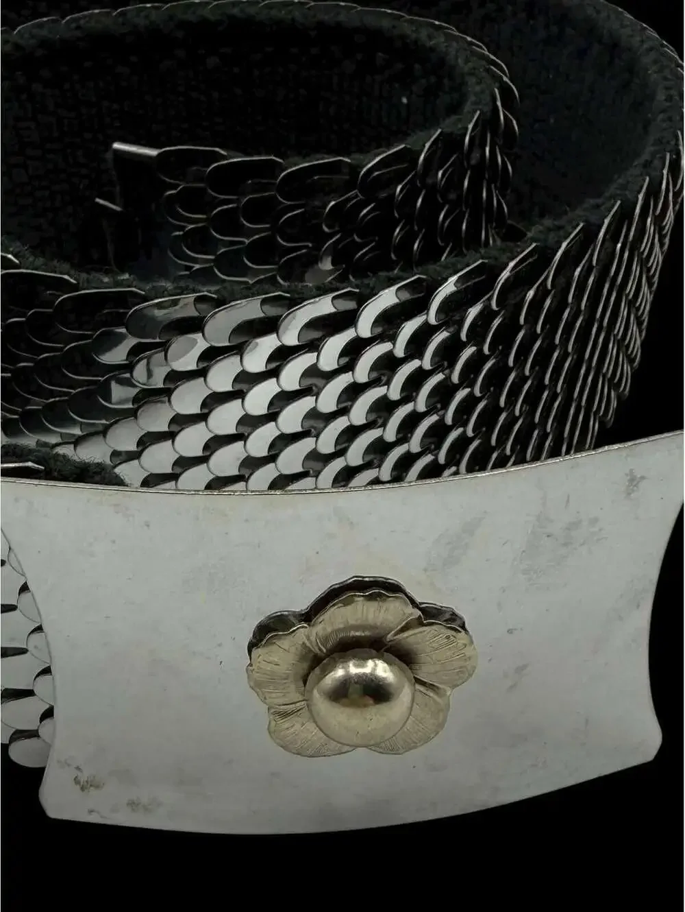 Vintage 1980s 1970s Stretch Belt, Silver Fish Scales and Buckle, Adjustable